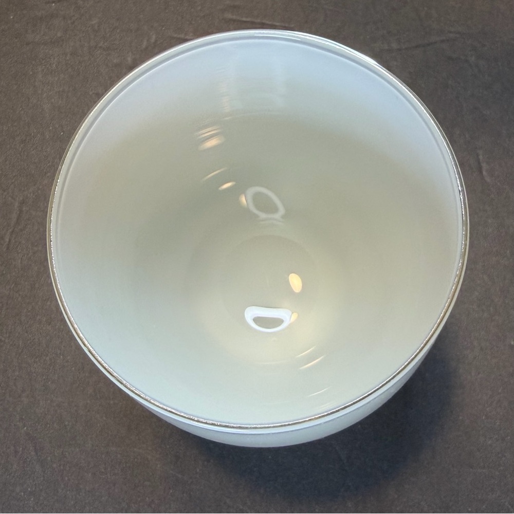 Glassybaby Given To Fly Candle Votive Triskelion Model #1970 Sticker No Box - Picture 3 of 7